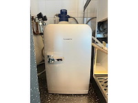 Wmf 1400 - warme- drankenautomaat met melkkoeler - afbeelding 3 van  21