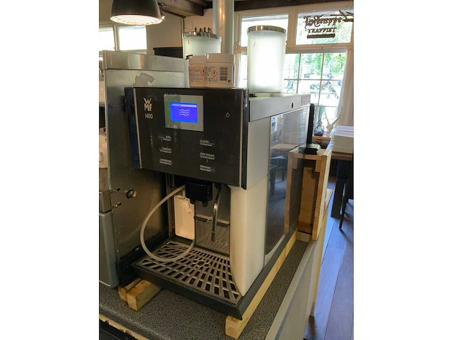 Wmf 1400 meerkeuze koffiemachine - afbeelding 3 van  5