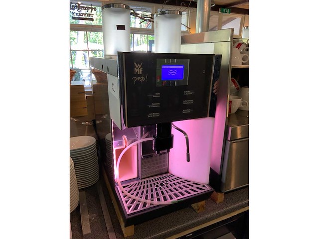Wmf 1400 presto meerkeuze koffiemachine - afbeelding 6 van  7