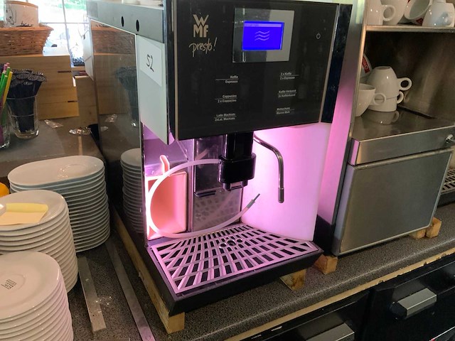Wmf 1400 presto meerkeuze koffiemachine - afbeelding 5 van  5