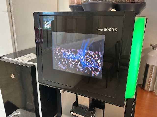 Wmf 5000s koffiemachine - afbeelding 6 van  6