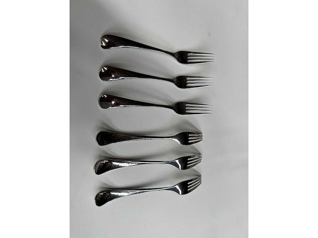 Wmf onda tafelvorken 18/10 roestvrij staal 20cm (100x) - afbeelding 4 van  5