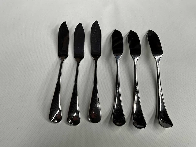 Wmf onda vismessen 18/10 roestvrij staal 20cm (100x) - afbeelding 2 van  3