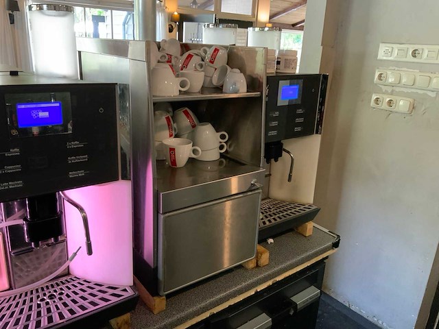 Wmf rvs koppenwarmer en melkkoeling - afbeelding 1 van  6