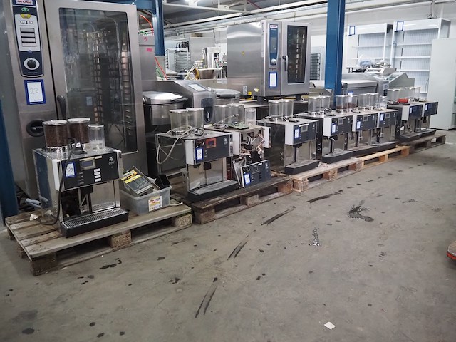 Wmf - afbeelding 1 van  47