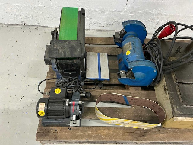 Wmw tafelboor en diverse slijpmachines - afbeelding 4 van  6