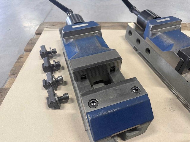 Wnt - hdg2 - machine vices (2x) - afbeelding 4 van  6