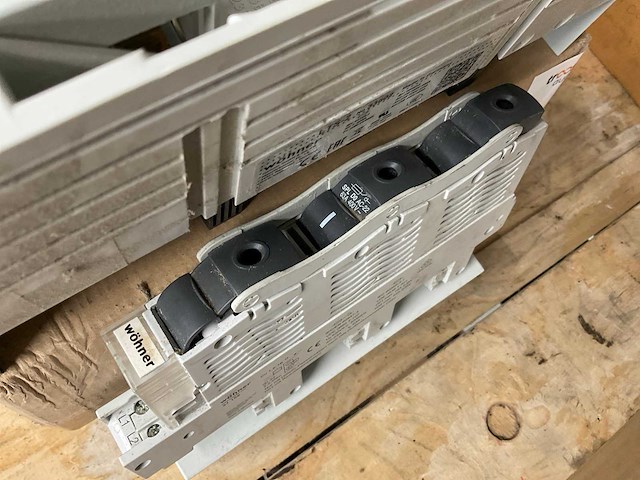 Wöhner lts-2 zekeringshouder - afbeelding 5 van  5