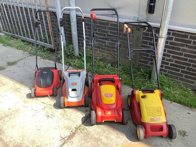 Wolf 2x, stihl en makita grasmaaier - afbeelding 9 van  16