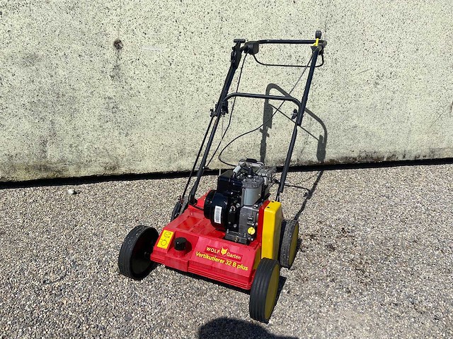 Wolf uv32b verticuteer machine - afbeelding 1 van  4