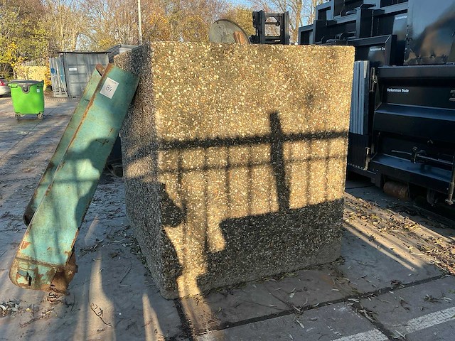 Wolff afval verzamel bunker - afbeelding 6 van  9