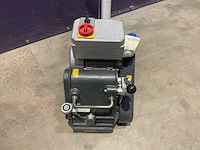 Wolff boa parketschuurmachine