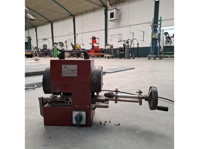 Wolfraamdraad-slijpmachine huaheng, whm05, bouwjaar 2012 - afbeelding 1 van  8