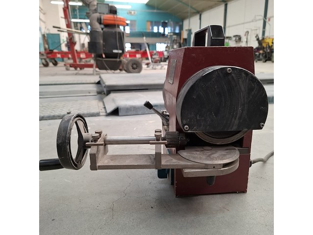 Wolfraamdraad-slijpmachine huaheng, whm05, bouwjaar 2012 - afbeelding 7 van  8