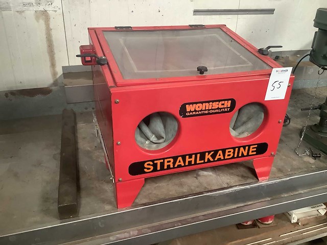 Wonisch - straalcabine - afbeelding 1 van  4