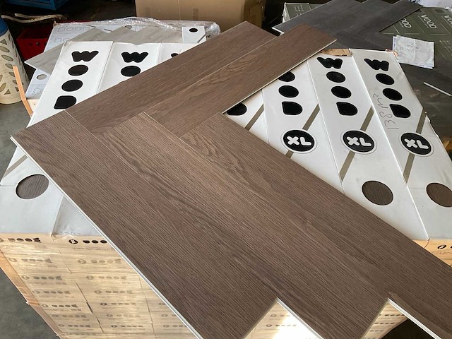 Wood wb-208-hb walnut oak pvc click vloer (45m2) - afbeelding 4 van  4