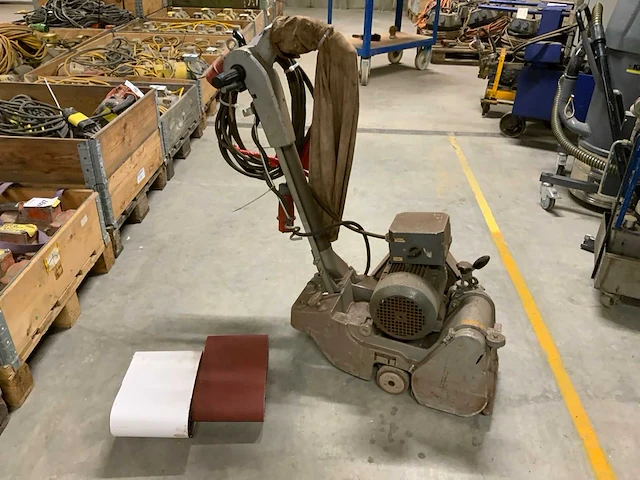 Wood,aster 2000/82 bandschuurmachine - afbeelding 1 van  6