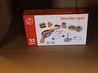Wooden gun 1x op loc o015 - afbeelding 1 van  3