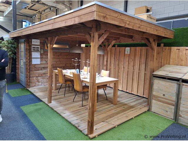 Woodpro blokhut met overkapping - 607x310cm - afbeelding 1 van  10