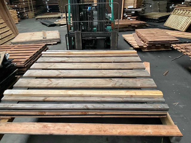 Woodvision douglas plankenscherm 180x180 cm (2x) - afbeelding 1 van  11