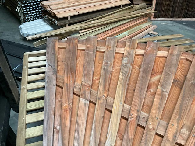 Woodvision geïmpregneerd douglas tuinscherm 180x180 cm (2x) - afbeelding 3 van  9