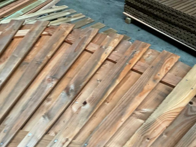 Woodvision geïmpregneerd douglas tuinscherm 180x180 cm (2x) - afbeelding 5 van  9