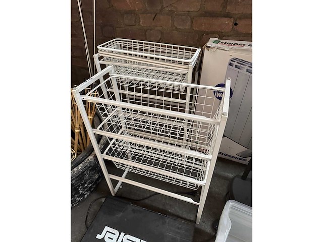 Woonaccessoires, apparatuur en toebehoren - afbeelding 5 van  8