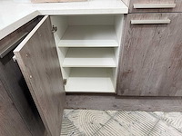 Wooning - keuken met whirlpool apparatuur - afbeelding 29 van  32