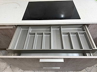 Wooning - keuken met whirlpool apparatuur - afbeelding 4 van  32