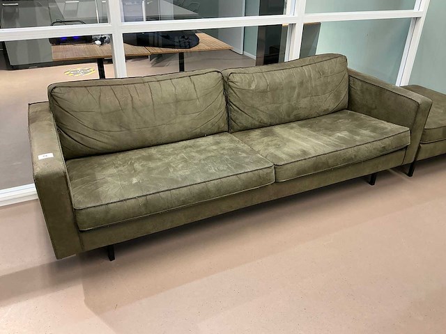 Woood - driezitsbank met hocker - afbeelding 2 van  4