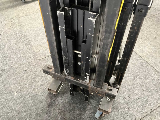 Work lw461r towerlift (3x) - afbeelding 13 van  13