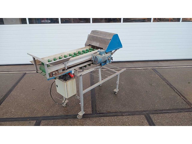 Wortel- snijmachine - afbeelding 2 van  4