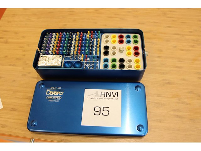 Wortelkanaalbehandelings-kit dentsply - afbeelding 1 van  2