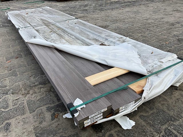 Wpc fiberdeck massief 2.3x21x400 cm (11x) - afbeelding 1 van  3