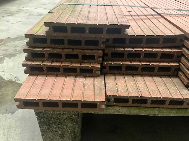 Wpc kunststof dekdeel 2,3x14,5x300 cm (29x) - afbeelding 4 van  5