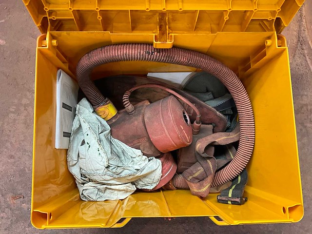 Wsb gelaatsmasker - afbeelding 3 van  3