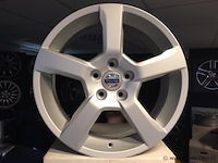 Wsp w1256 aluminium velgenset - 5x108 7.5j et55 - afbeelding 1 van  1