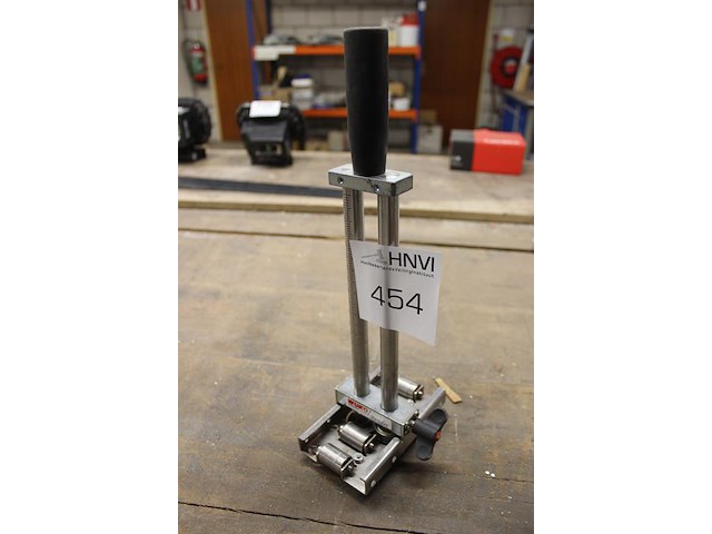 Wuko bender. - afbeelding 2 van  2