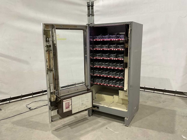 Wurlitzer - snack s 636 - snoepautomaat - afbeelding 3 van  7