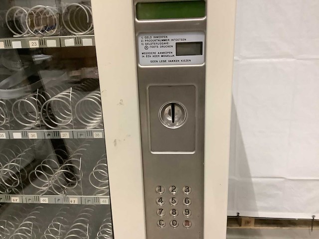 Wurlitzer bbb45 ivc 1 verkoopautomaat - afbeelding 5 van  10