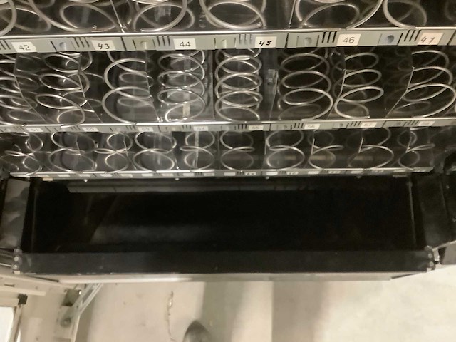 Wurlitzer bbb45 ivc 1 verkoopautomaat - afbeelding 8 van  10