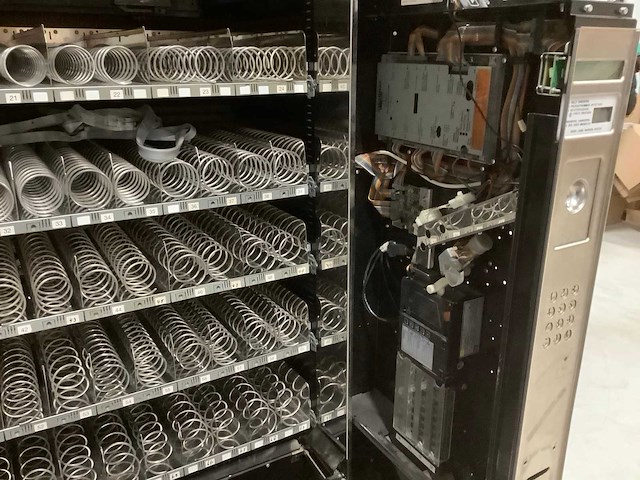 Wurlitzer bbb45 ivc 1 verkoopautomaat - afbeelding 7 van  9