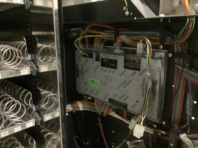 Wurlitzer blb45 ivc 2 verkoopautomaat - afbeelding 9 van  9