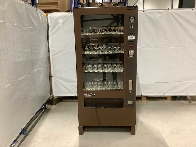 Wurlitzer snacks 424 verkoopautomaat - afbeelding 2 van  9