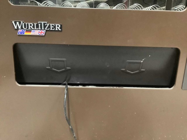 Wurlitzer snacks 424 verkoopautomaat - afbeelding 4 van  9