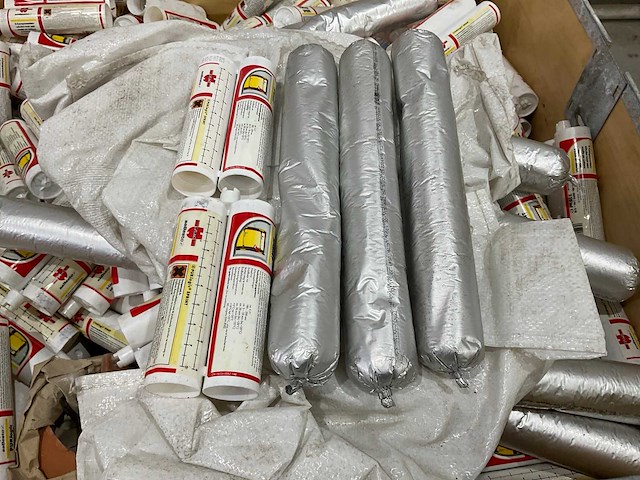 Wurth - partij 2 componenten schuim - afbeelding 2 van  7