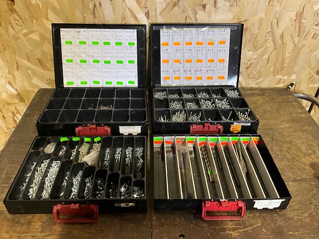 Würth assortimentskoffer + inhoud (4x) - afbeelding 1 van  4
