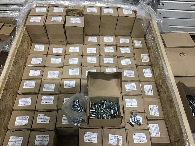 Würth bout + moer m12x35 (7.000 + 7.000 stuks) - afbeelding 4 van  4