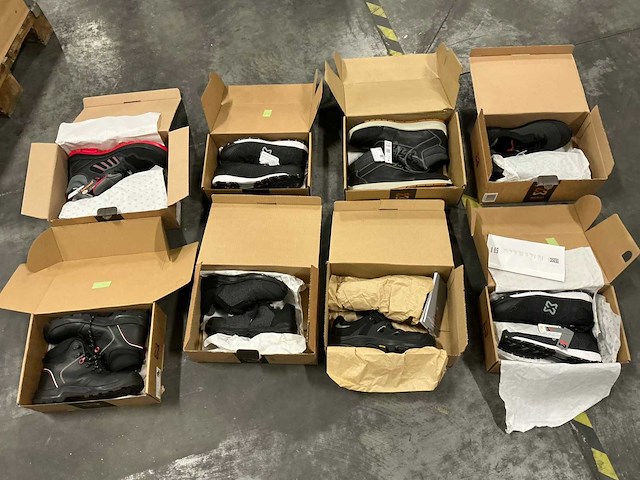 Würth div. schoenen div. maten (8x) - afbeelding 1 van  17
