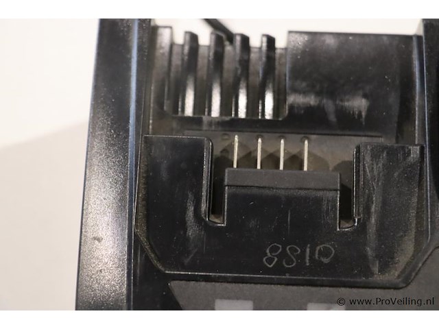 Würth master m-cube alg 18/6 fast acculader, 18v - afbeelding 3 van  4